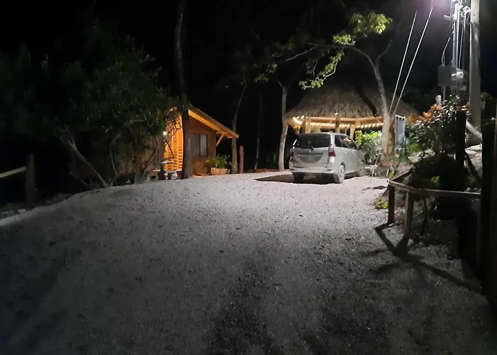 Eco-turismo Guayacanes