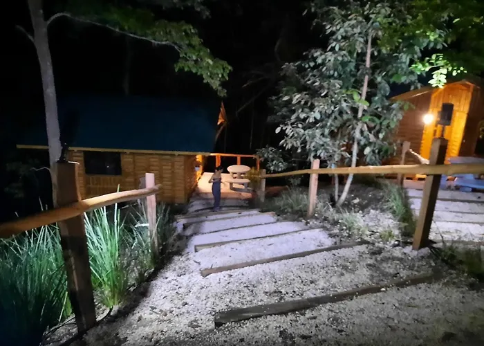 Eco-turismo Guayacanes Sámara