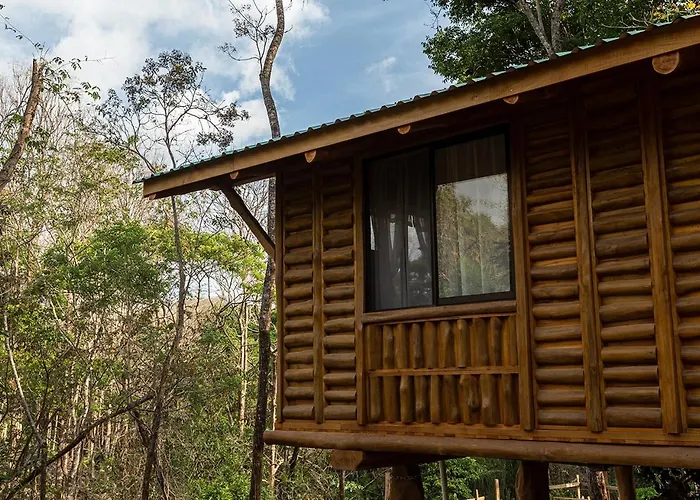 Eco-turismo Guayacanes Sámara