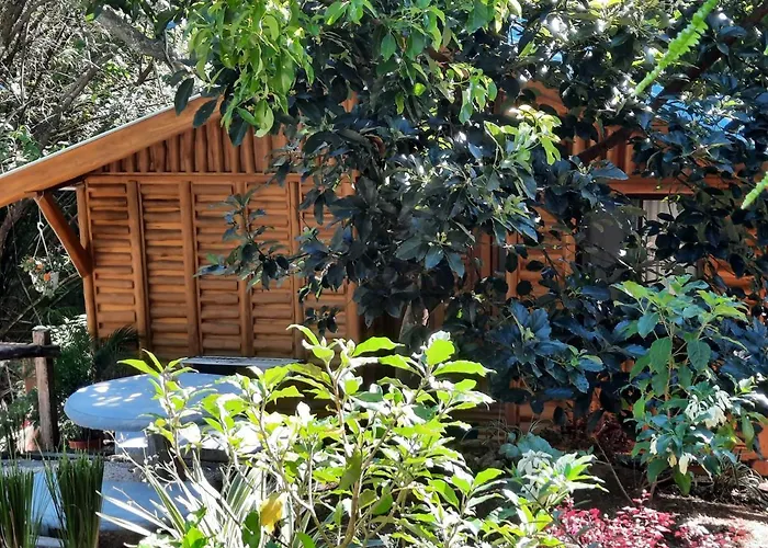 Eco-turismo Guayacanes * Sámara