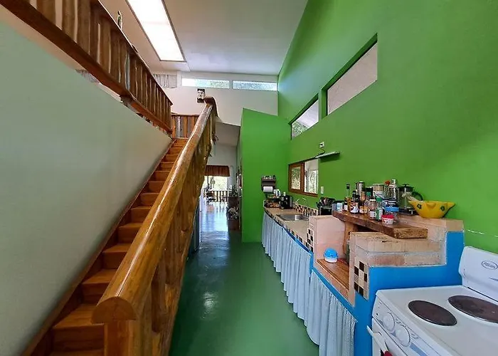 Eco-turismo Guayacanes Sámara